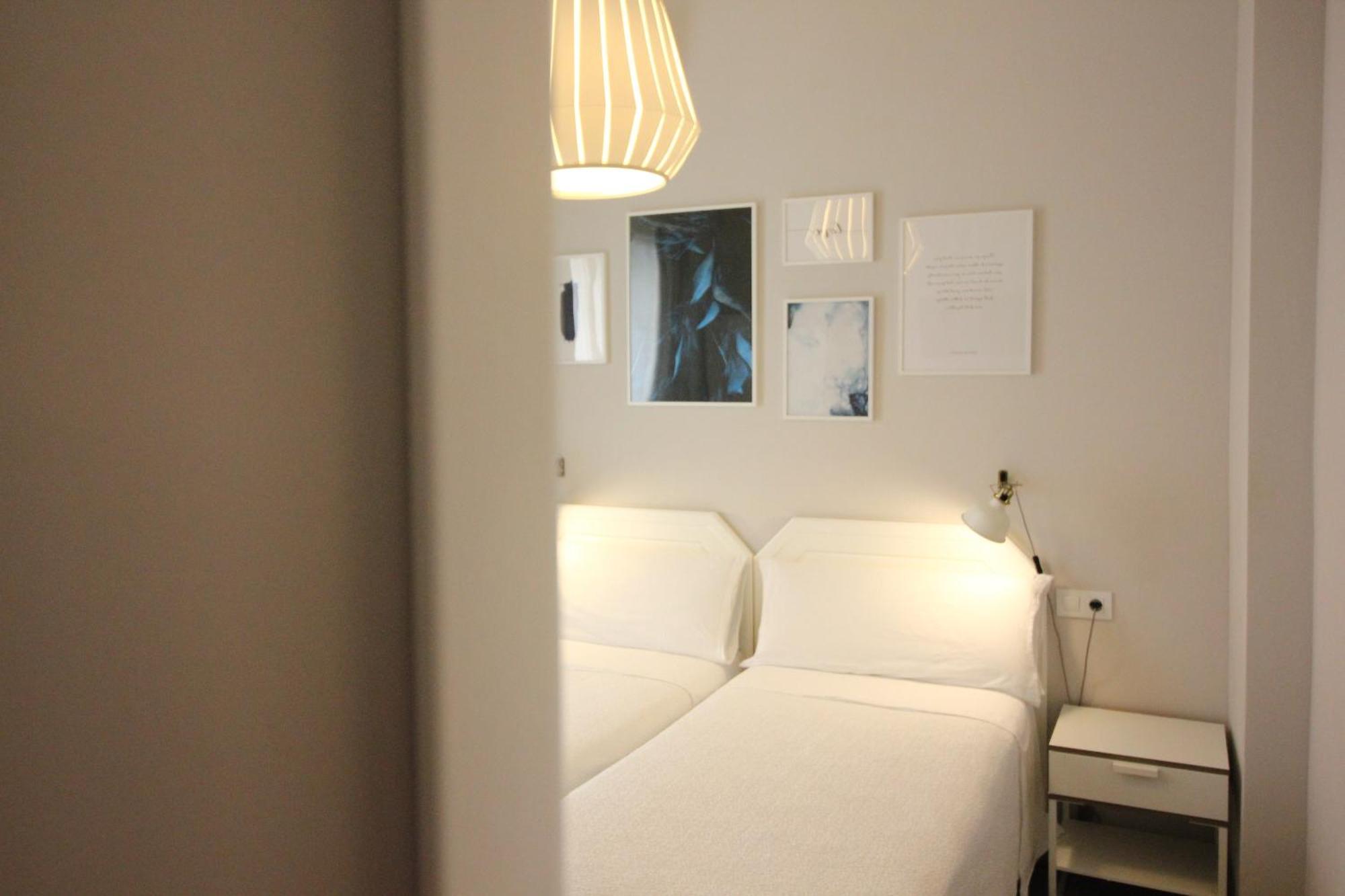 Las Atarazanas - Design Hostal Seville Exterior photo