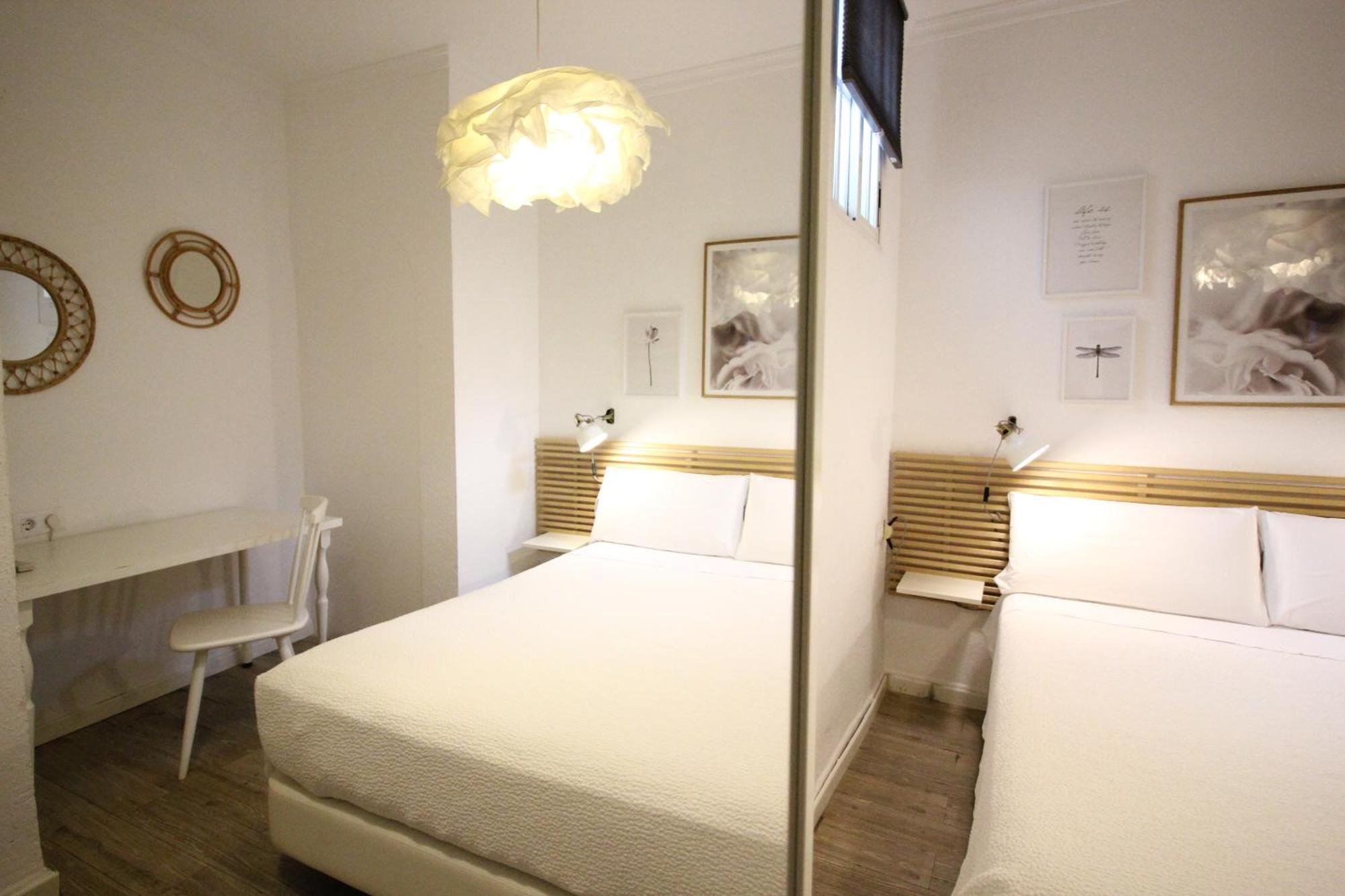 Las Atarazanas - Design Hostal Seville Exterior photo
