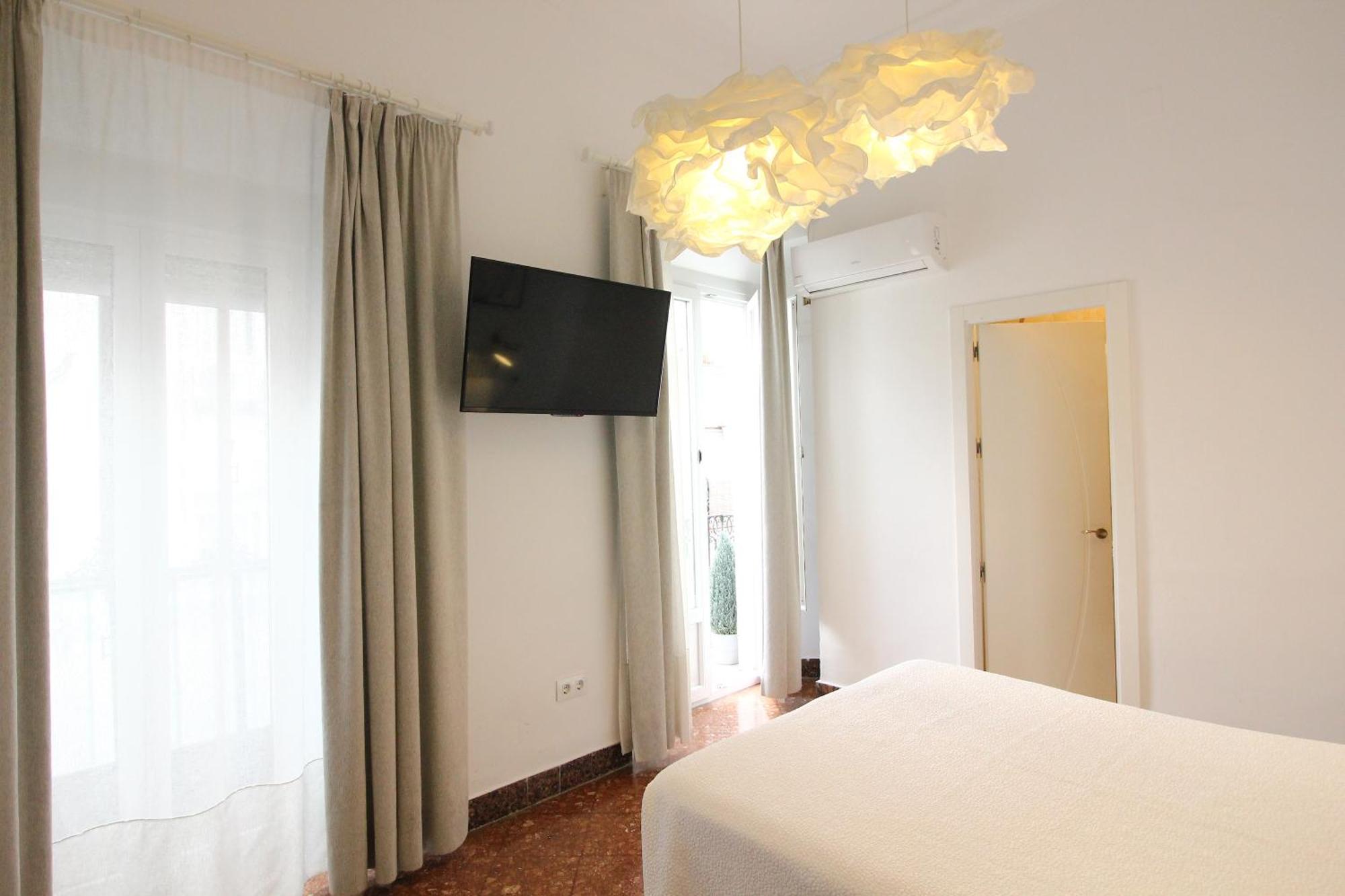 Las Atarazanas - Design Hostal Seville Exterior photo