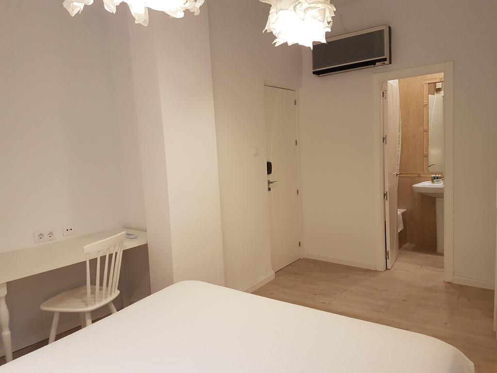 Las Atarazanas - Design Hostal Seville Exterior photo